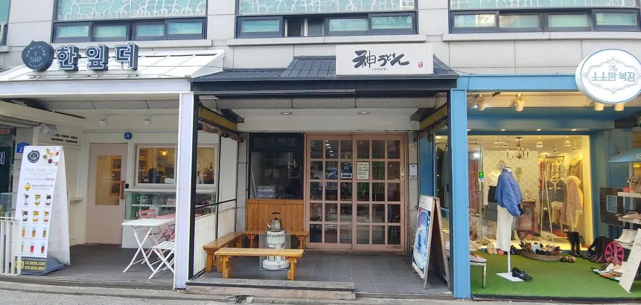 Affittacamere I-One Guesthouse In Hongdae, 아이원 원룸텔 Seul Corea del Sud